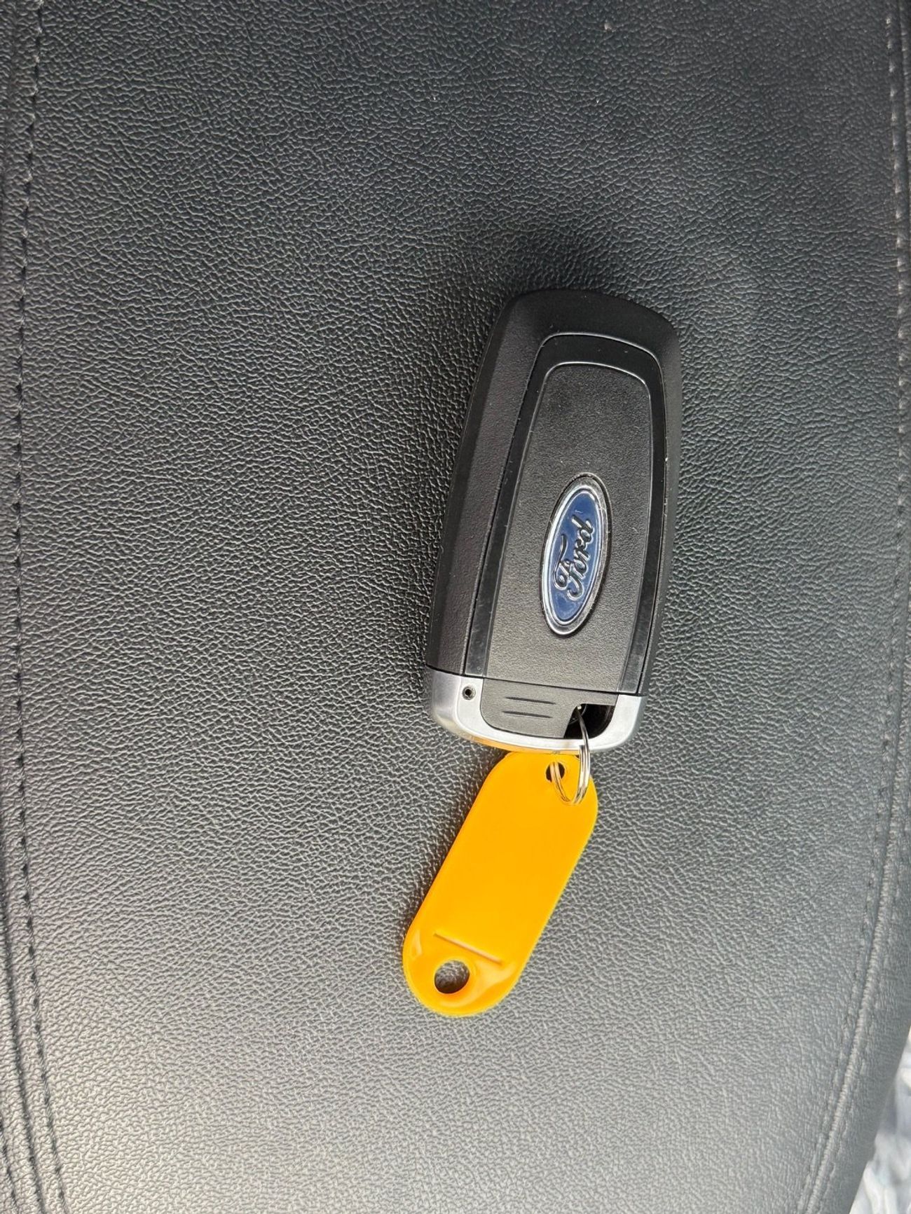 Ford Everest Sport 2.L Bi-Turbo Right Hand Drive