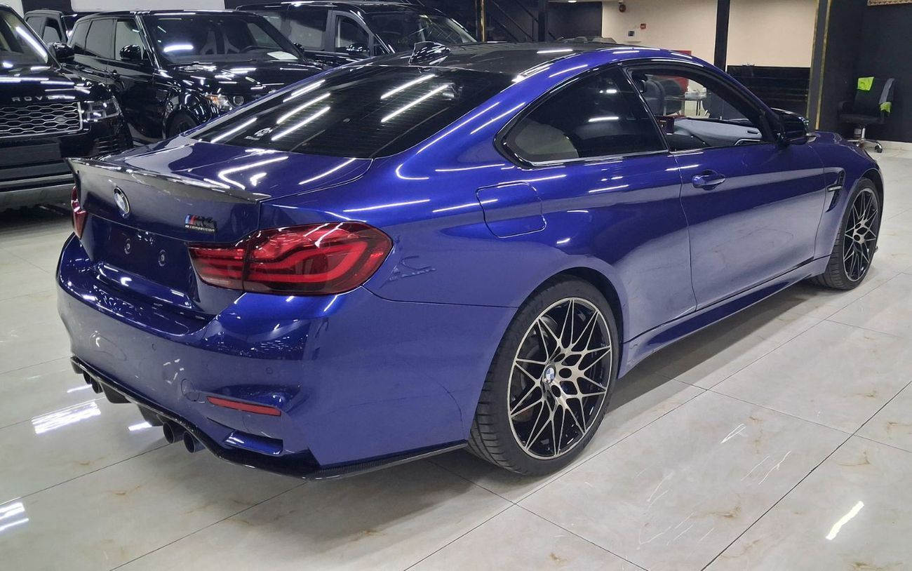 BMW M4 3.0T Competition M xDrive 3.0L