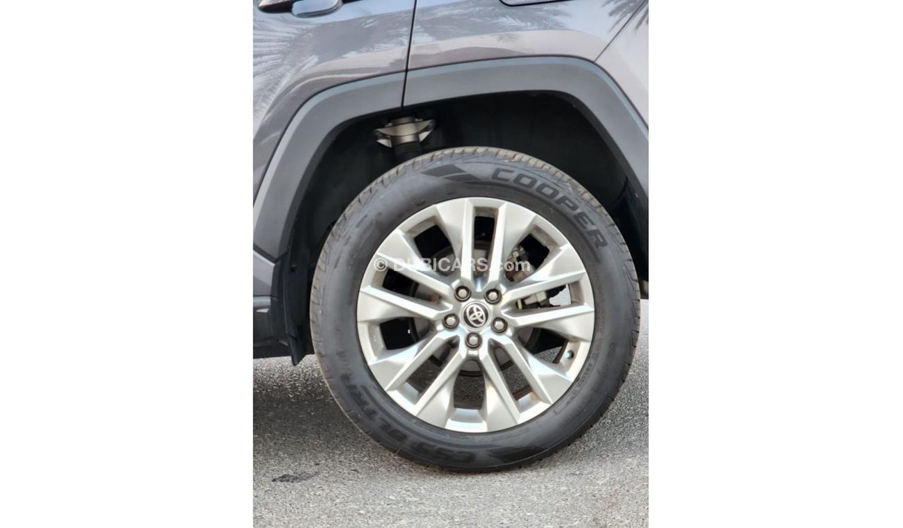 تويوتا راف ٤ Toyota Rav4 xle premium 2022 model