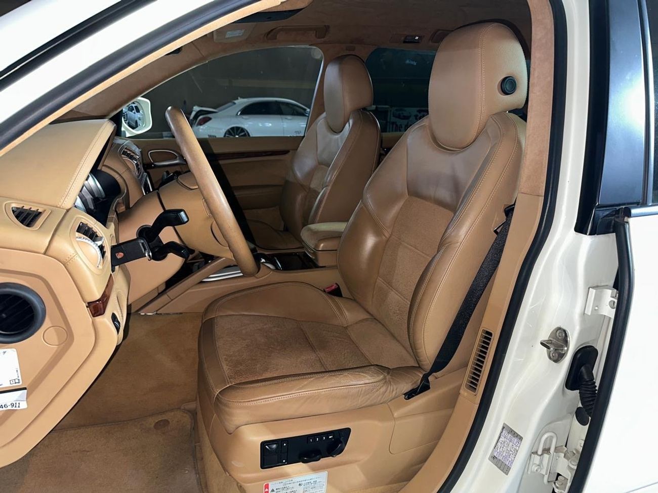 Porsche Cayenne PORSCHE CAYENNE GTS 2009 4.8L | ALCANTARA  LEATHER SEATS | 21-INCH ALLOY RIMS | REAR CAMERA