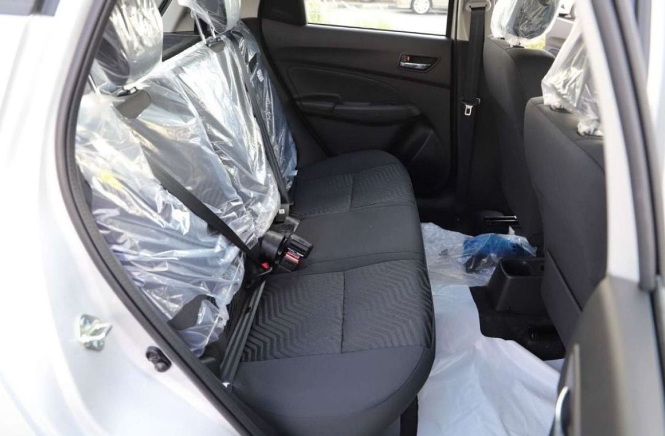 سوزوكي سويفت GLX