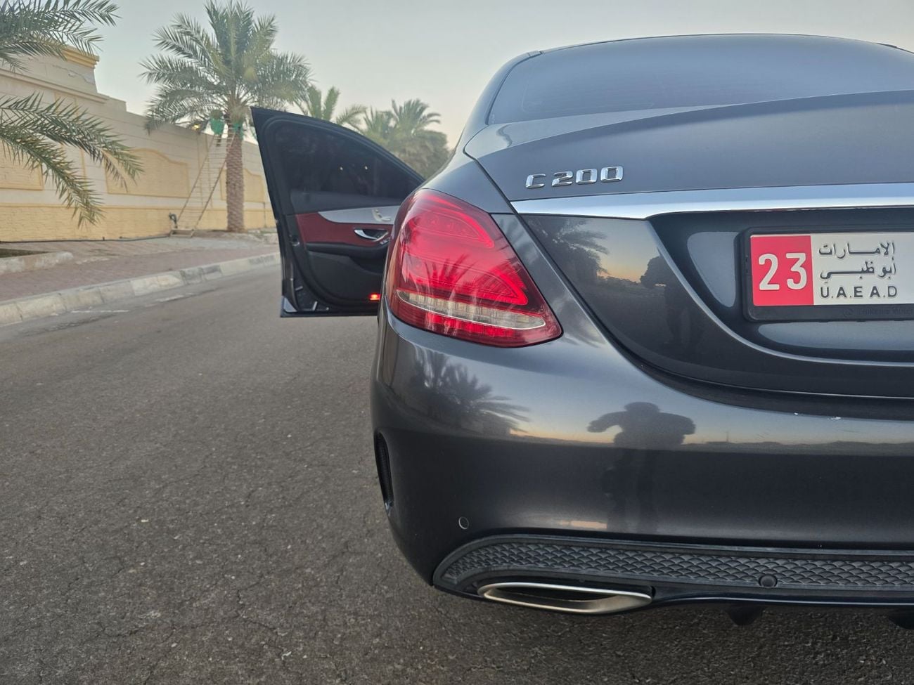 Mercedes Benz C200