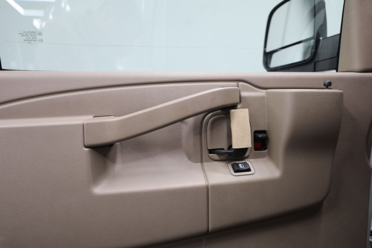 GMC Savana GMC Savana | VAN | V8 6.6L 401 HP | Brand New | Ref#Van