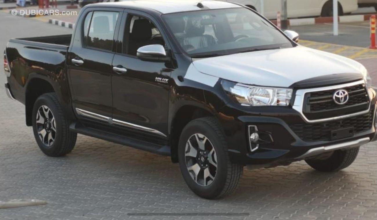 Toyota Hilux 4x4 PETROL 2.7