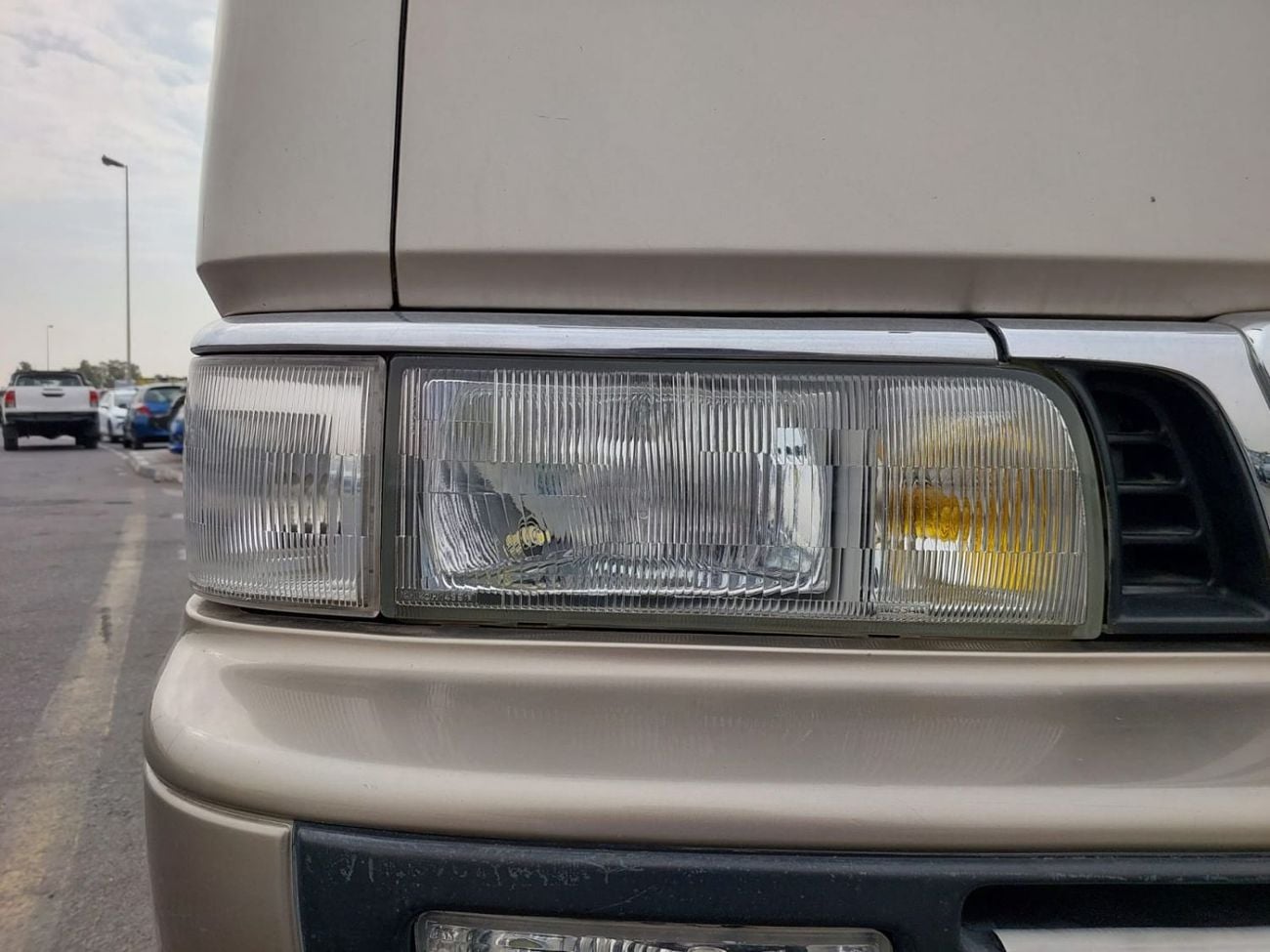 Nissan Caravan (RAMADAN OFFER) NISSAN CARAVAN VAN RHD 1997 MODEL 3.0 L DIESEL AUTOMATIC(PM76083)