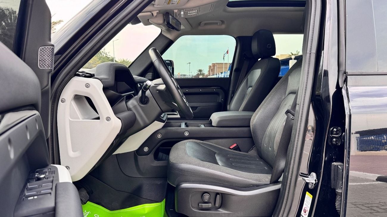 Land Rover Defender P400 110 SE 3.0L (5 Seater)