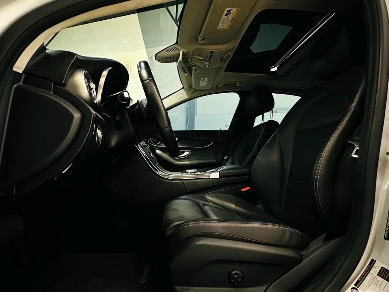 مرسيدس بنز C 200 AMG AVANTGARDE