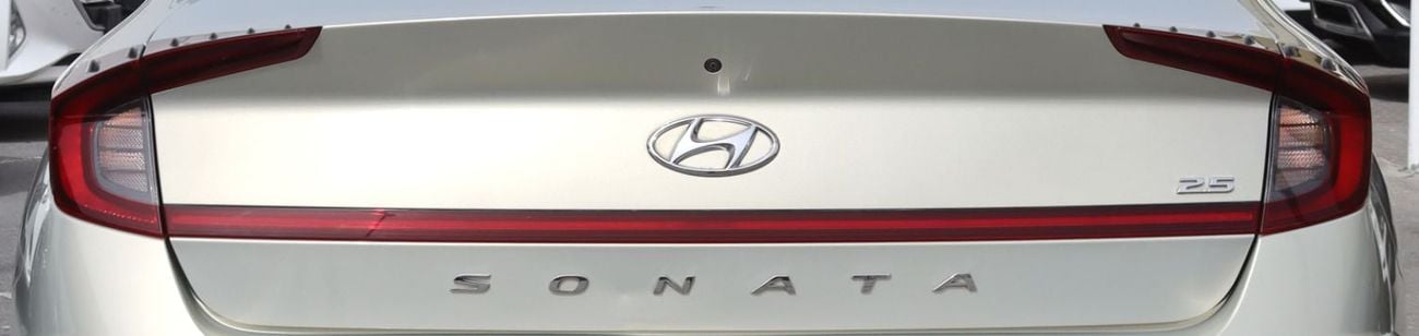 هيونداي سوناتا هيونداى سوناتا خليجى موديل 2020 -2.5L ممشىى 97000 كم  بسعر40000  بحاله ممتازه