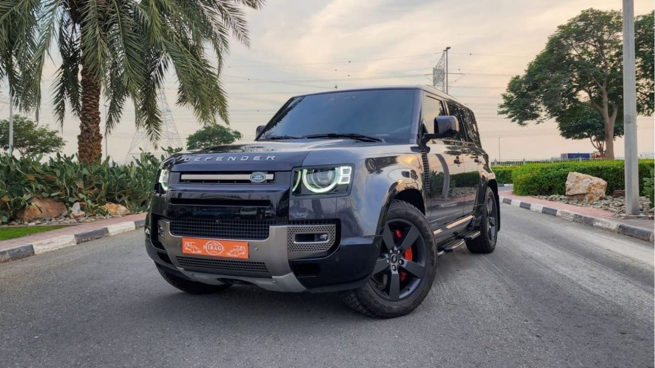 لاند روفر ديفندر 110  X P400 BLACK COLOUR / 2022 MODEL / V 6 / UNDER WARRANTY AND SERVICE CONTRACT