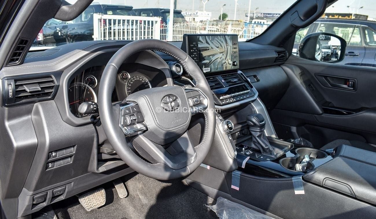 Toyota Land Cruiser Twin Turbo GX.R Fabric Seats Sunroof DVD 7 Seater Alloy Wheels