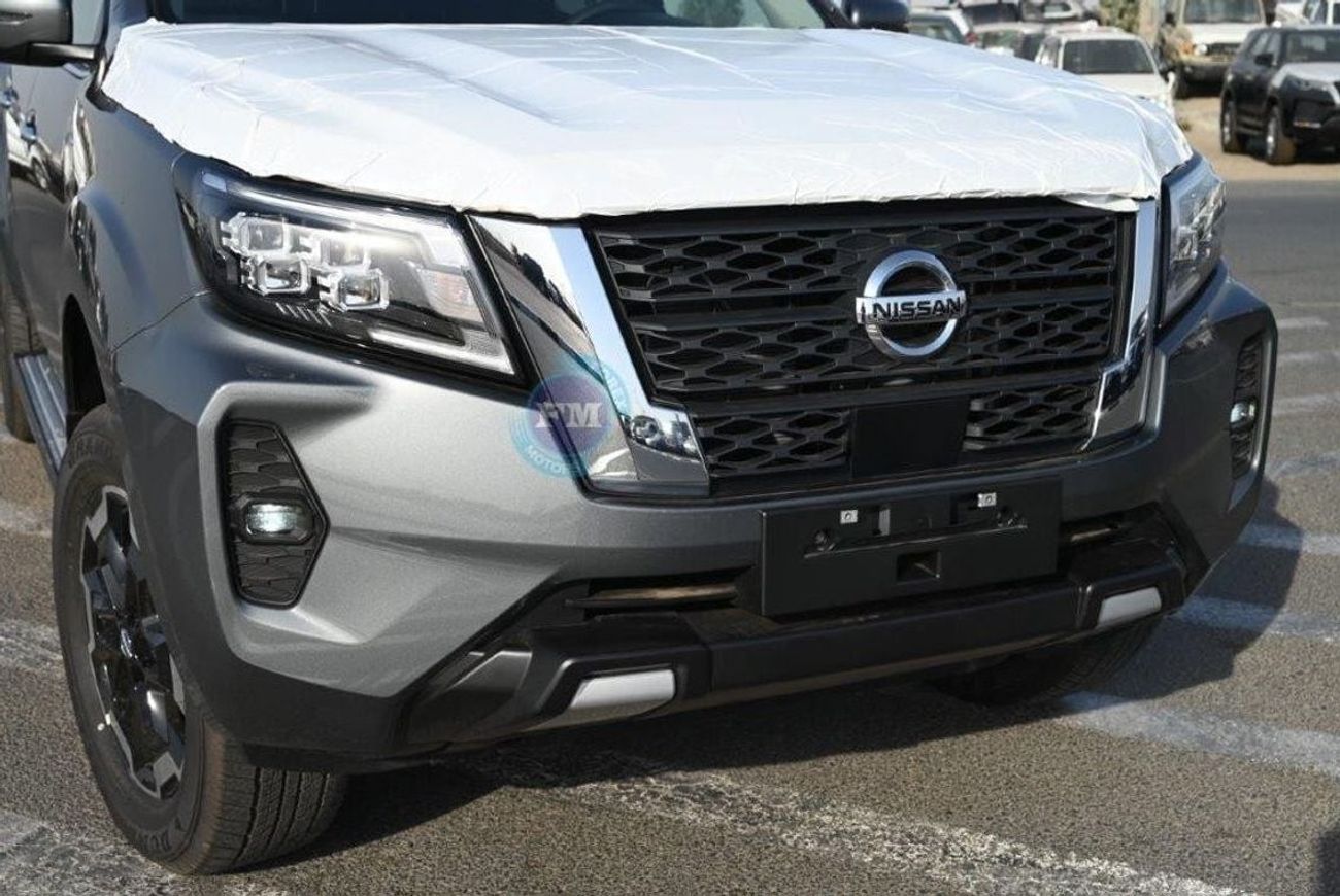 نيسان نافارا Double Cab LE 2.5L Petrol 4WD 5 Seater Manual