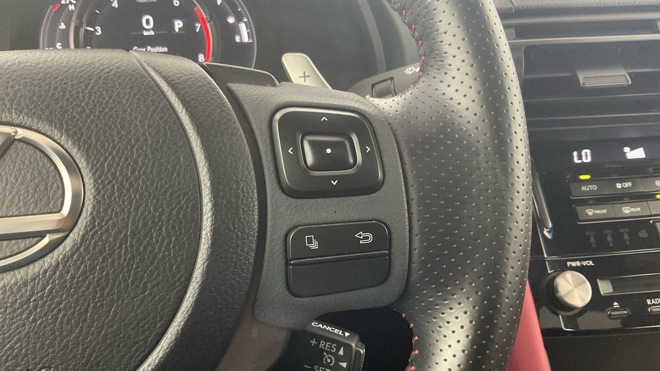 لكزس IS 350 F Sport Prestige | شامل الضمان | 0 ﺪﻔﻋﺓ ﺃﻮﻟﻯ