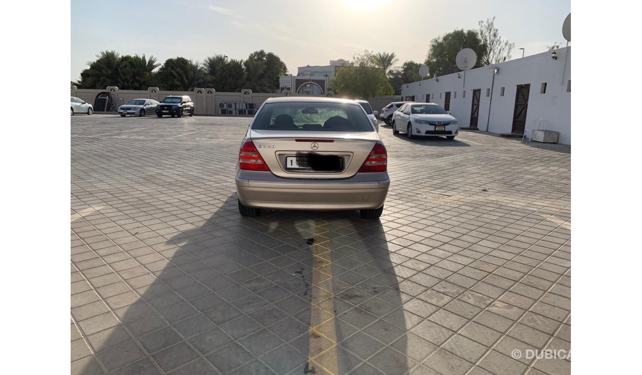 مرسيدس بنز C 320 Elegance