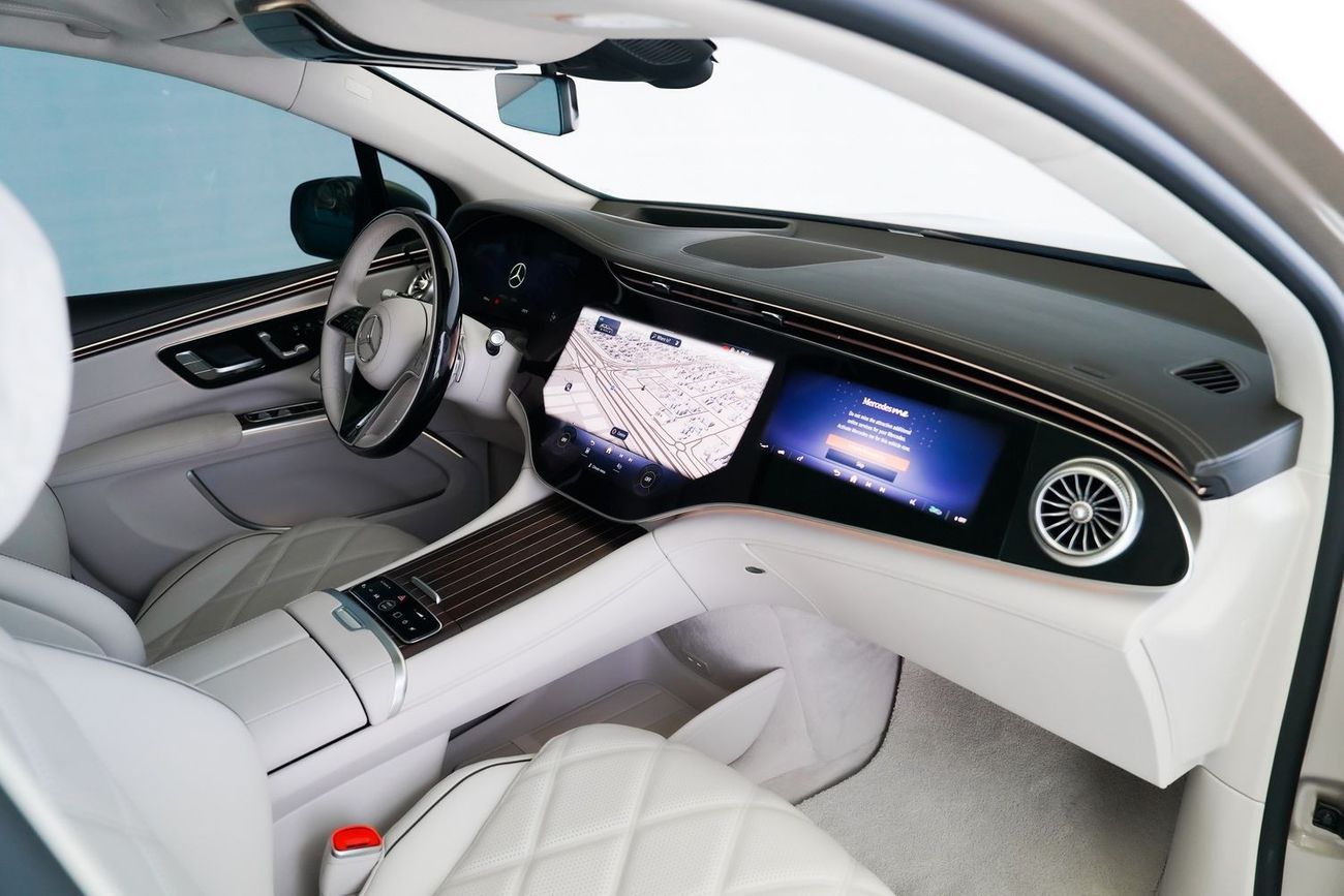 Mercedes-Benz EQS 680 Maybach