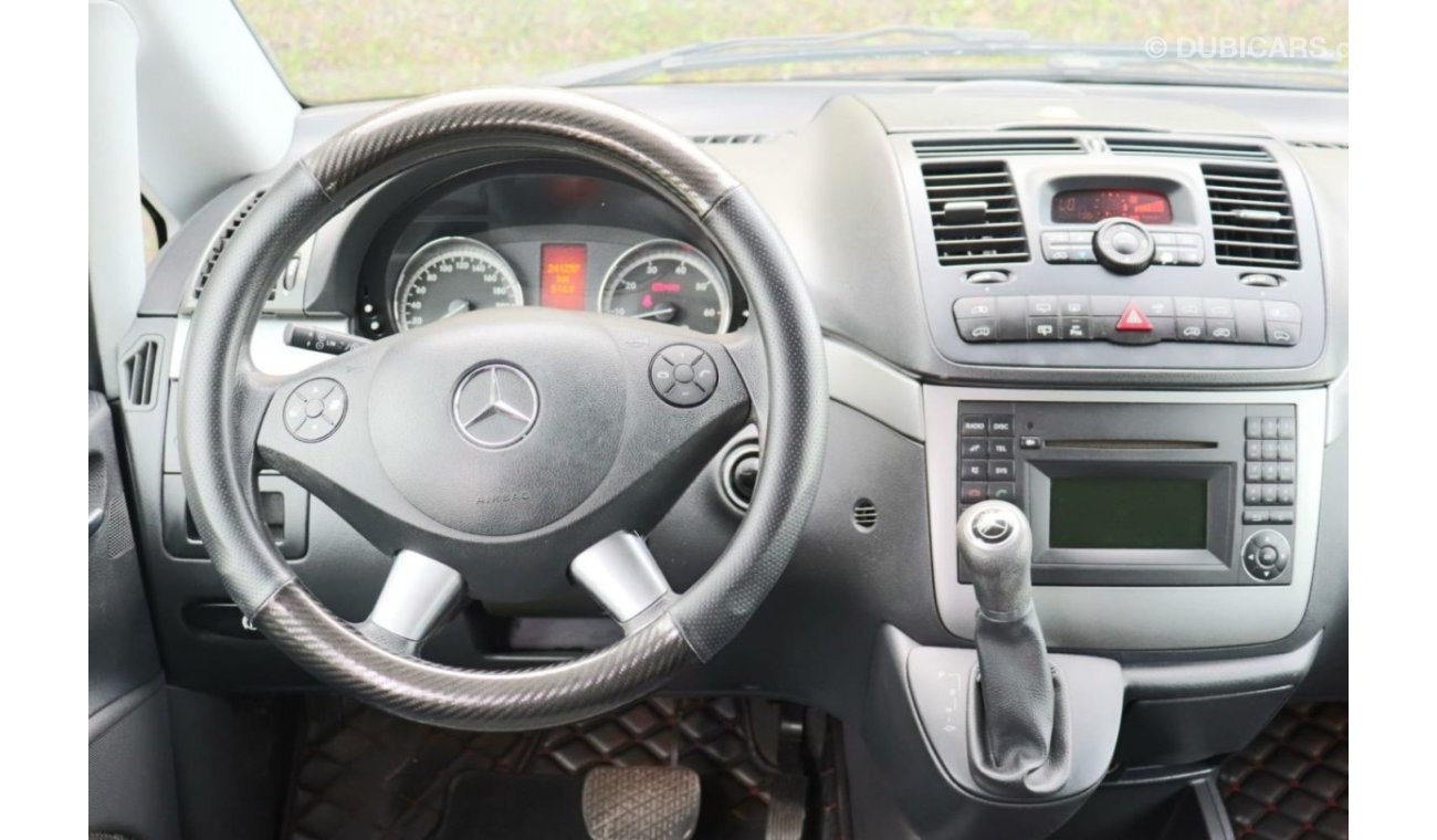 Mercedes-Benz Viano Trend Mercedes Viano 2013 GCC Perfect Condition - Accident Free