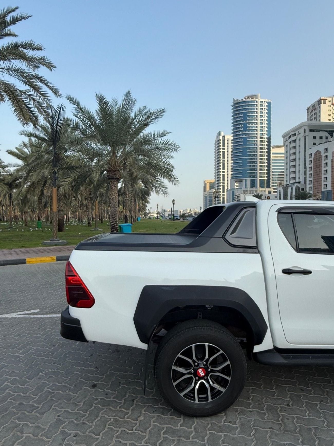 تويوتا هيلوكس SR5 48V with GR Kit