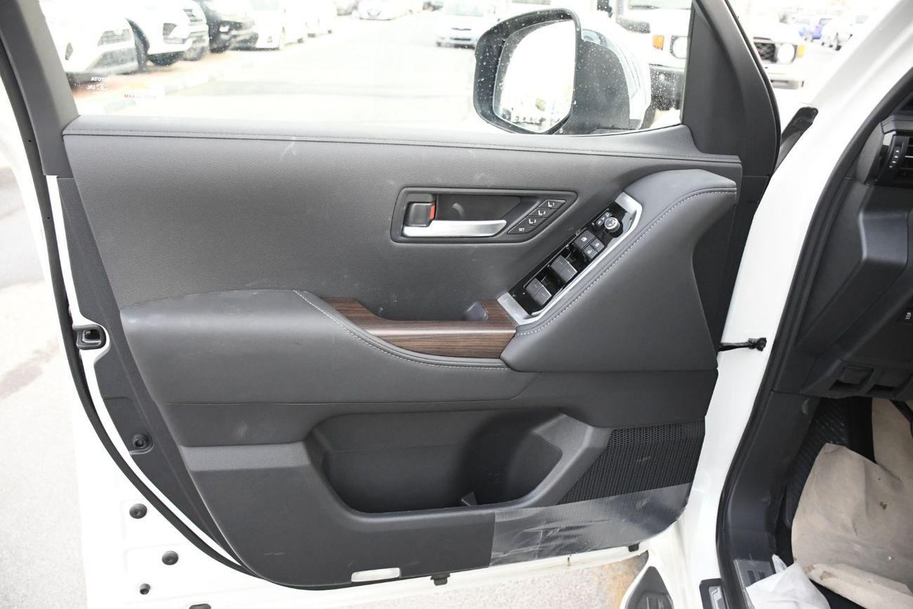 تويوتا لاند كروزر 4.0L VX,PETROL A/T, MY25 4.0L High-A/T Petrol