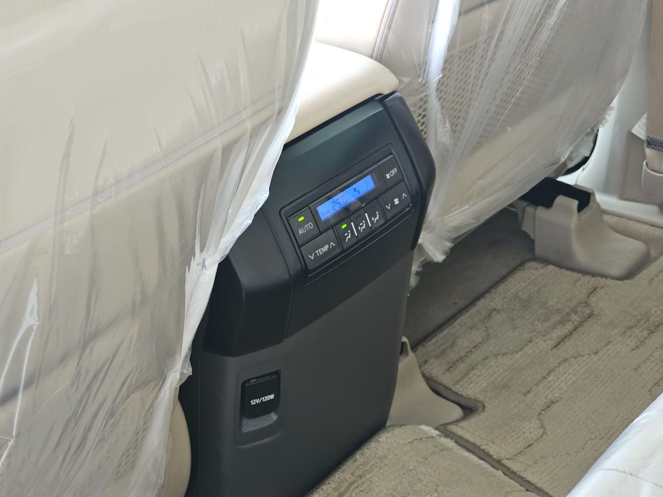 تويوتا برادو TX-L 4.0L V6, Model 2022