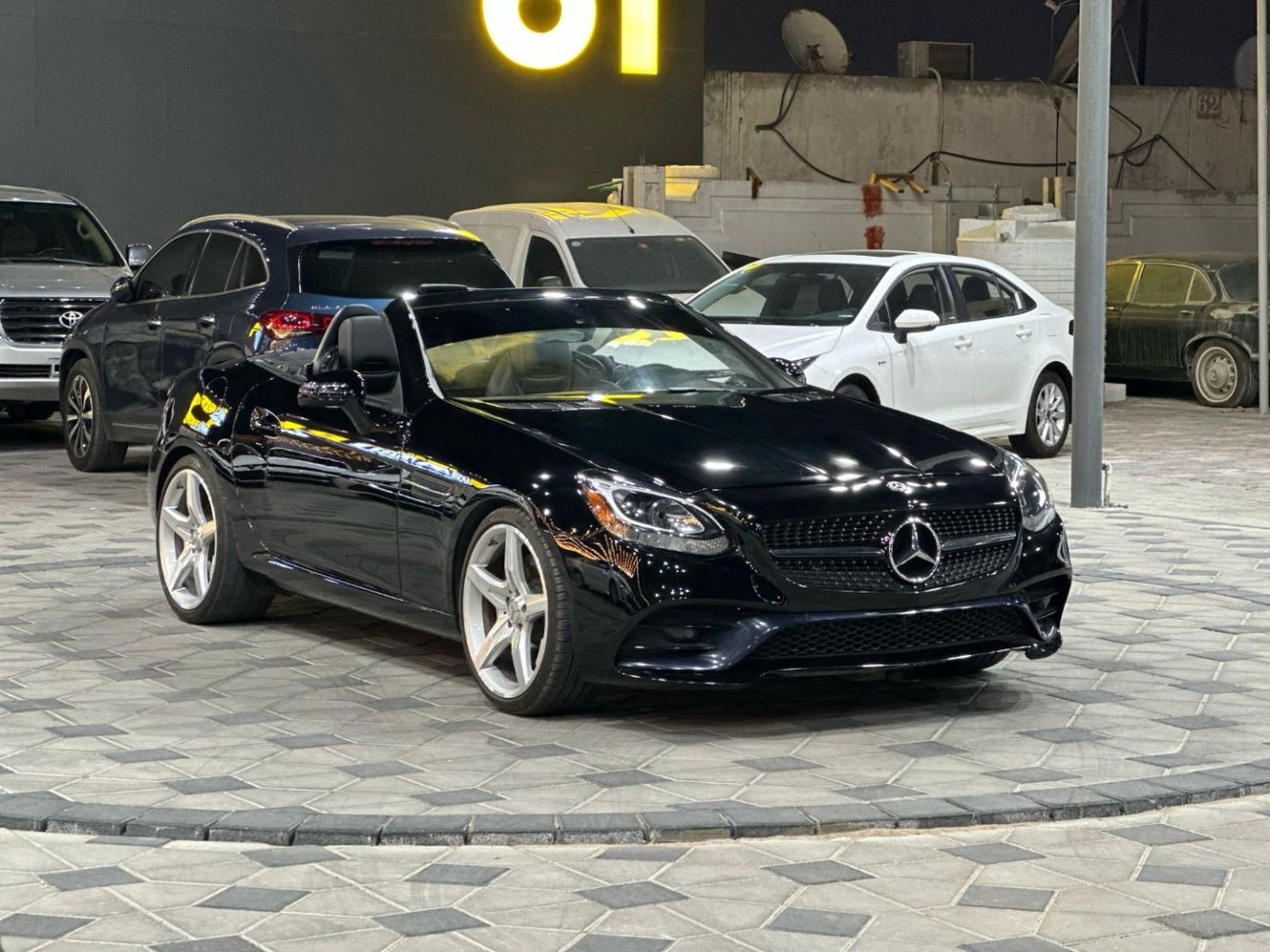 Mercedes-Benz SLC 300 3.0
