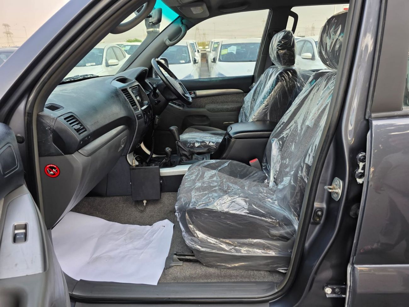 تويوتا برادو DIESEL PRADO 3.0 LITER 1KZ ENGINE GREY COLOR 2004 MODEL AUTOMATIC