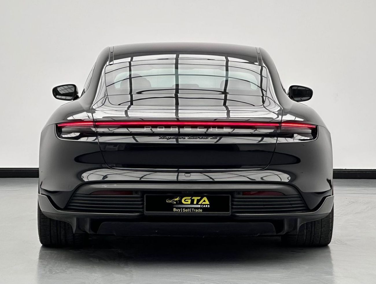 بورش تايكان 2021 Porsche Taycan Turbo S, 1 Year Unlimited Km Warranty, Full Service History, Excellent Condition