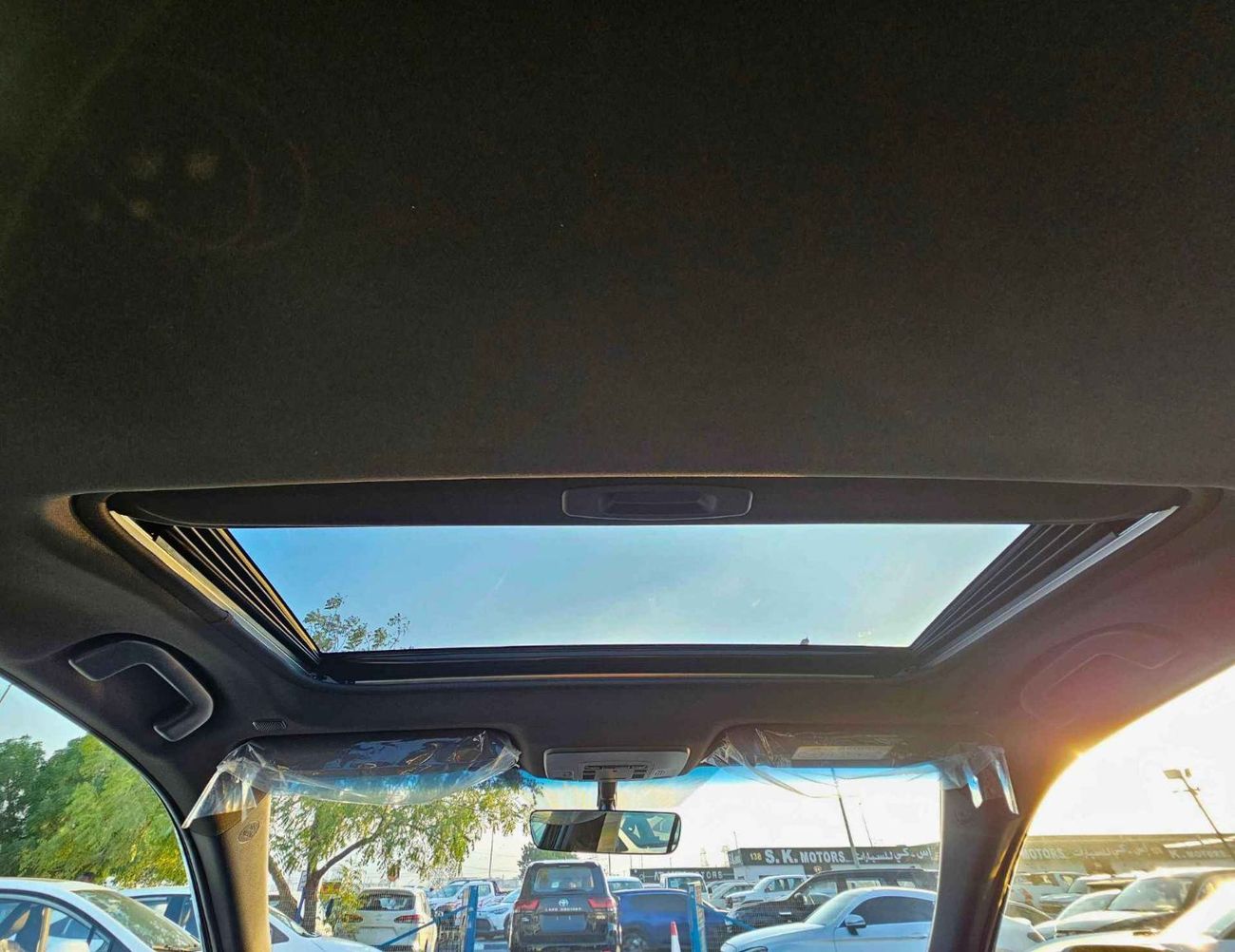 Toyota Camry LE / 2.5L V4 PETROL / DRIVER POWER SEAT / SUNROOF (CODE # LE)