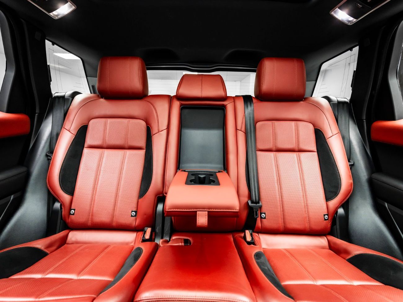 لاند روفر رينج روفر 2022 Range Rover Sport HSE, October 2026 Land Rover Warranty, Full Service History, Low KMs, GCC