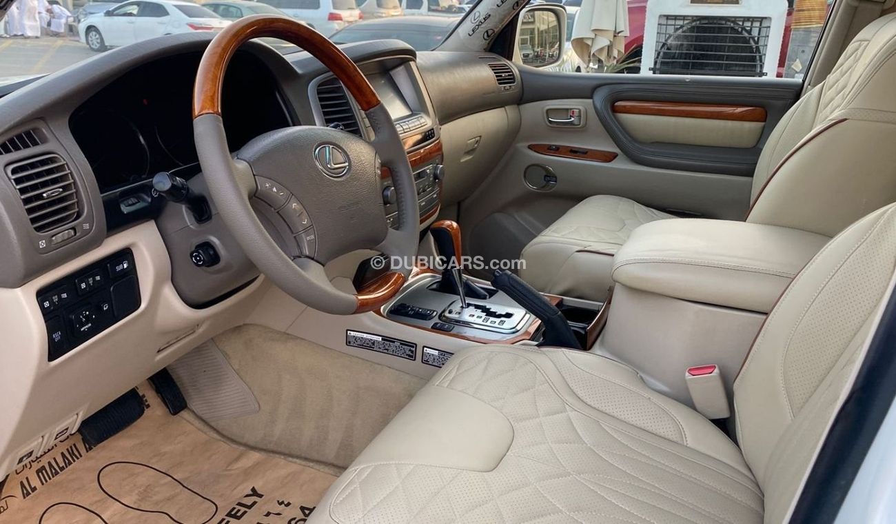 Lexus LX 470 GCC Full options