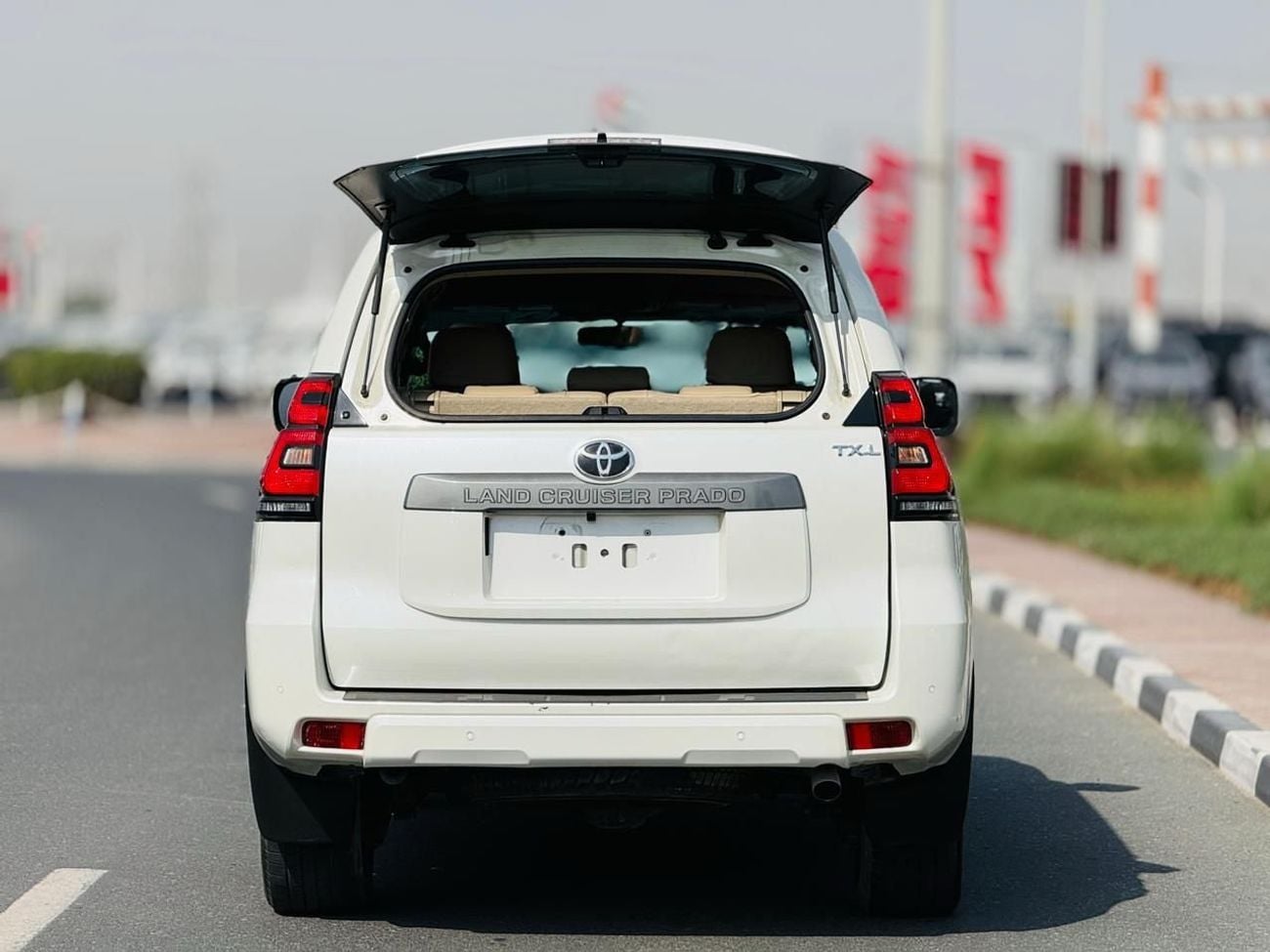 Toyota Prado Toyota Prado Year 2023 petrol cylinder v4 exterior white