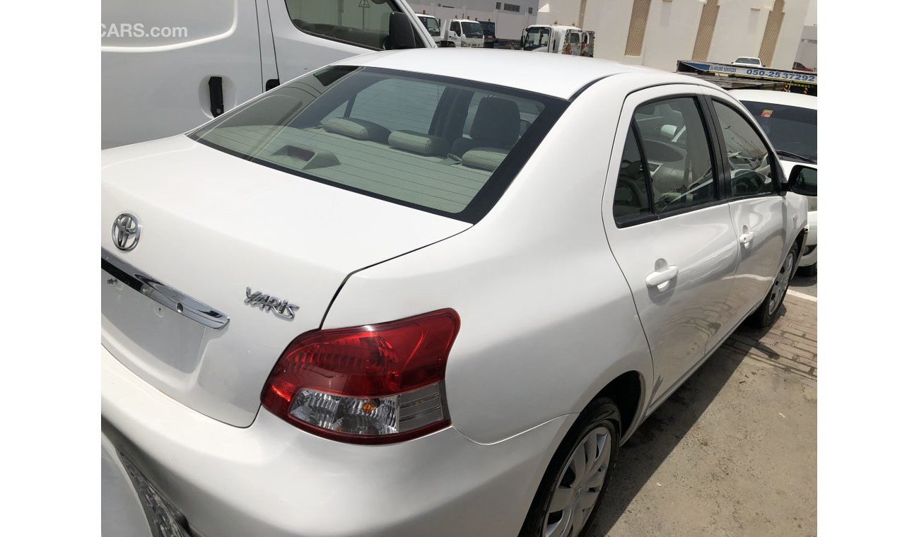 Toyota Yaris 2009. free of accident