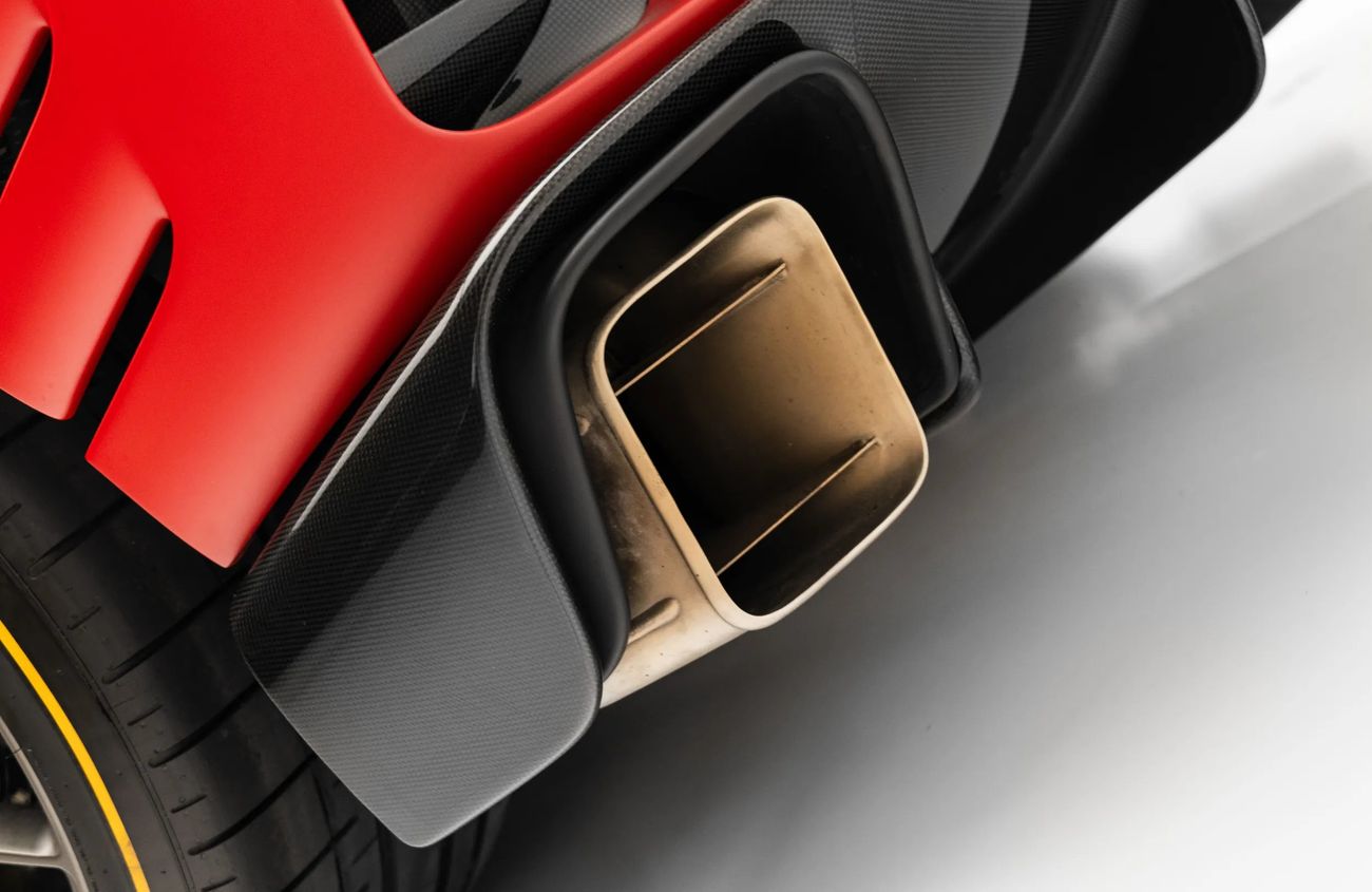 فيراري 812 كومبيتيزون 6.5L V12 Naturally Aspirated Engine