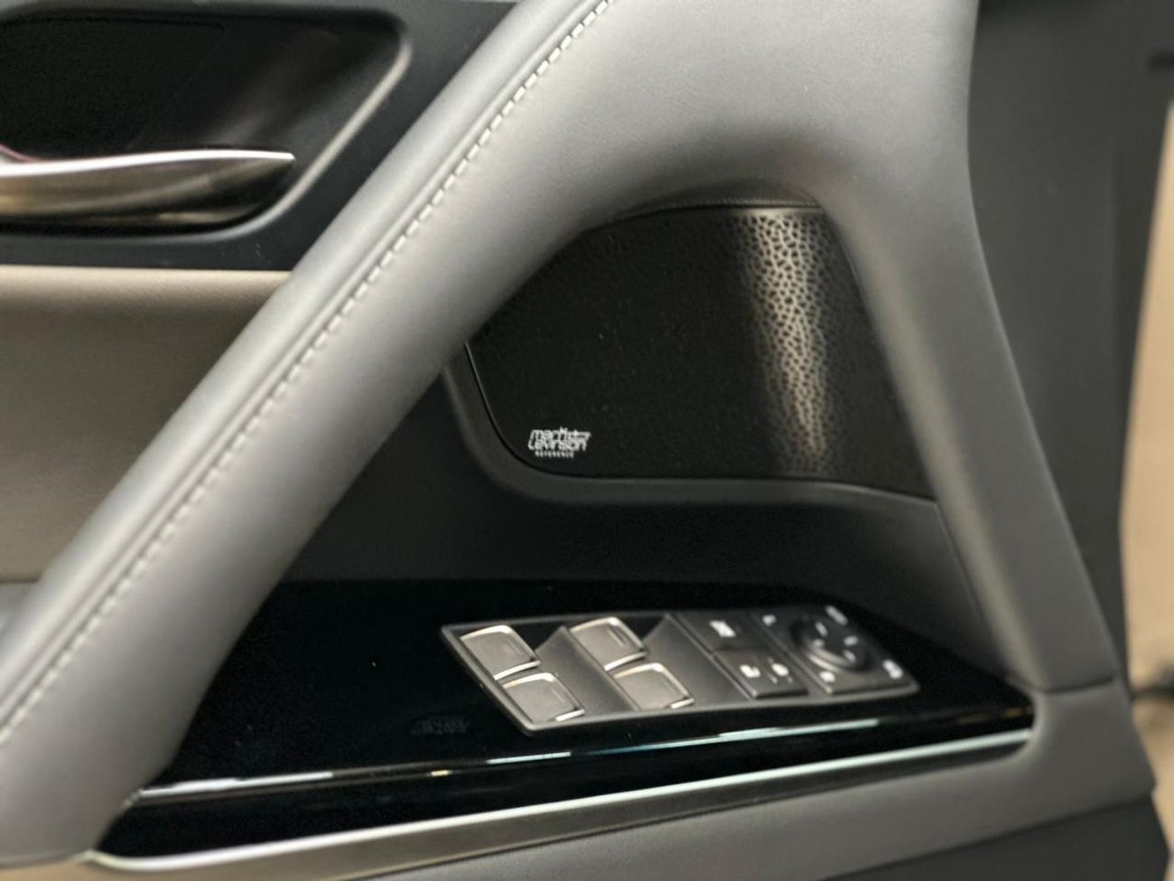 لكزس LX 700h Brand New LX700h Overtrail In Stock