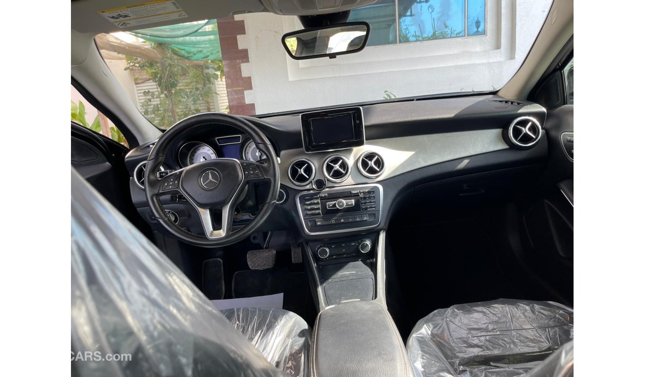 Mercedes-Benz GLA 250 GLA250 2015 excrllent condition low millage