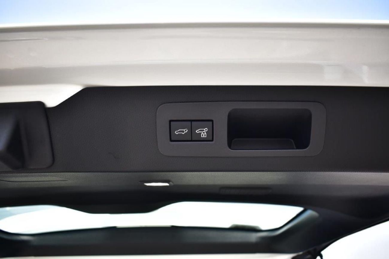 Toyota Land Cruiser VXR 3.3L