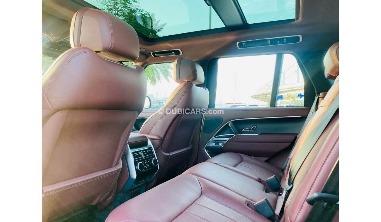 لاند روفر رينج روفر GCC SPEC UNDER WARRANTY AND SERVICE CONTRACT