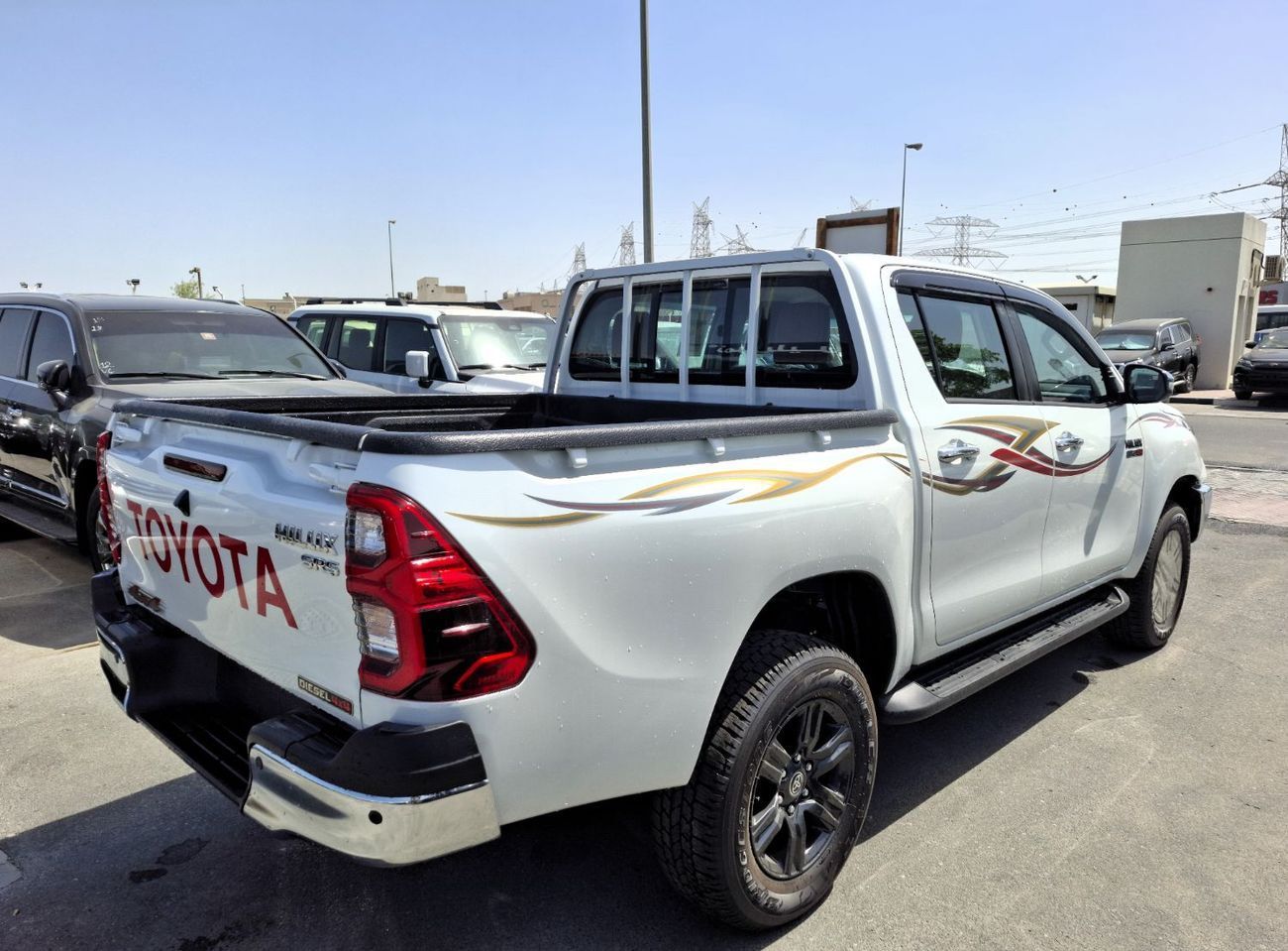 Toyota Hilux Toyota Hilux SR5 2.4L 2025 AT Full White Diesel (Export Only)