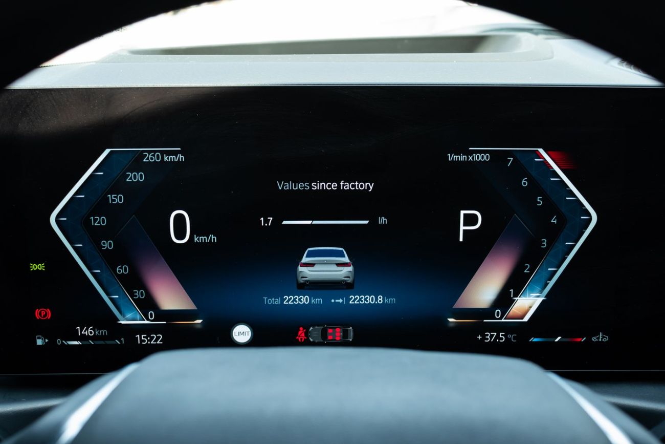 BMW 320i 2299AED M/P FOR 5 YEARS WITH ZERO DOWN PAYMENT BMW 320I 2024