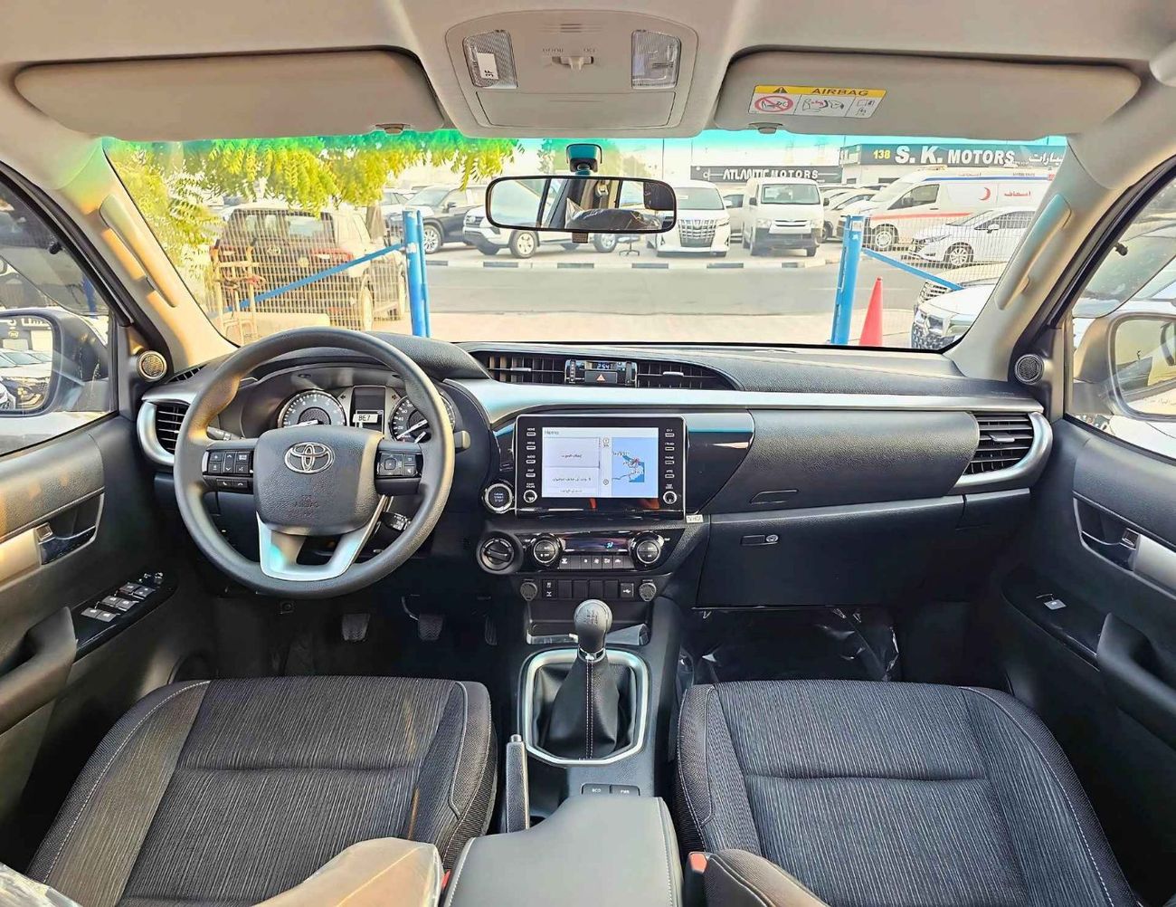 Toyota Hilux SR5 WIDE BODY/DOUBLE CABIN/FULL OPTION WITH DIFFLOCK CHROME HANDLE AND BUMPER/2.7L PETROL M/T 4WD/CO