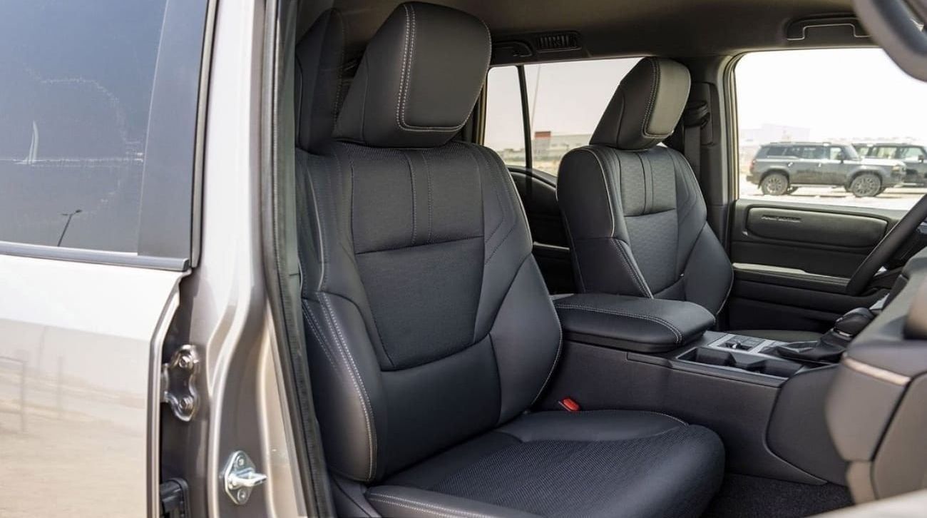 تويوتا برادو GXL 1ST EDITION TOYOTA PRADO 250 2.4P AT FIRST EDITION MY2025 – SAND & GREY ROOF