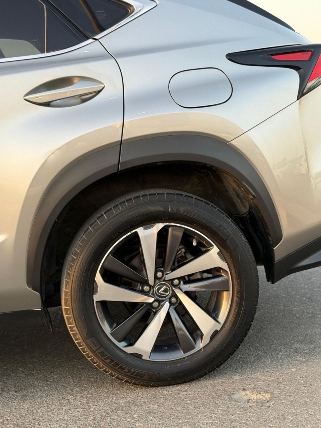 Lexus NX300 Premium 360 camera Full Option