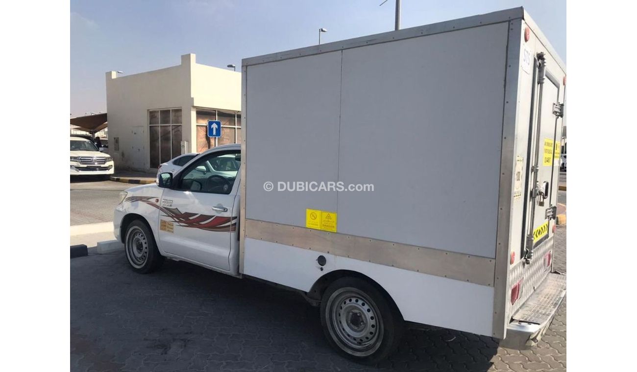 Used Toyota Hilux 2014 chelar gcc for sall 2014 for sale in Dubai - 321126