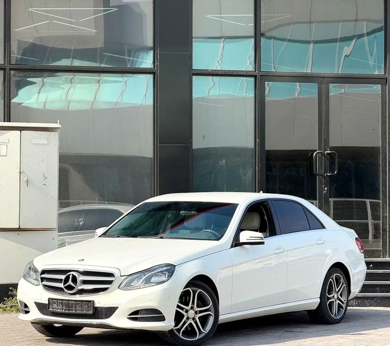 مرسيدس بنز E200 EL1 2.0L