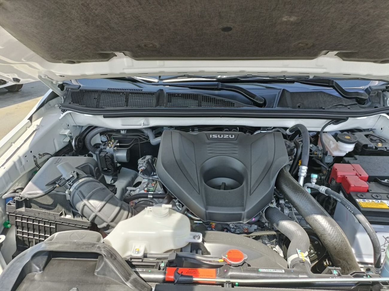 Isuzu DMax ISUZU D-MAX PICK UP, 3.0L DIESEL ENGINE, DIFF LOCK FULL OPTION