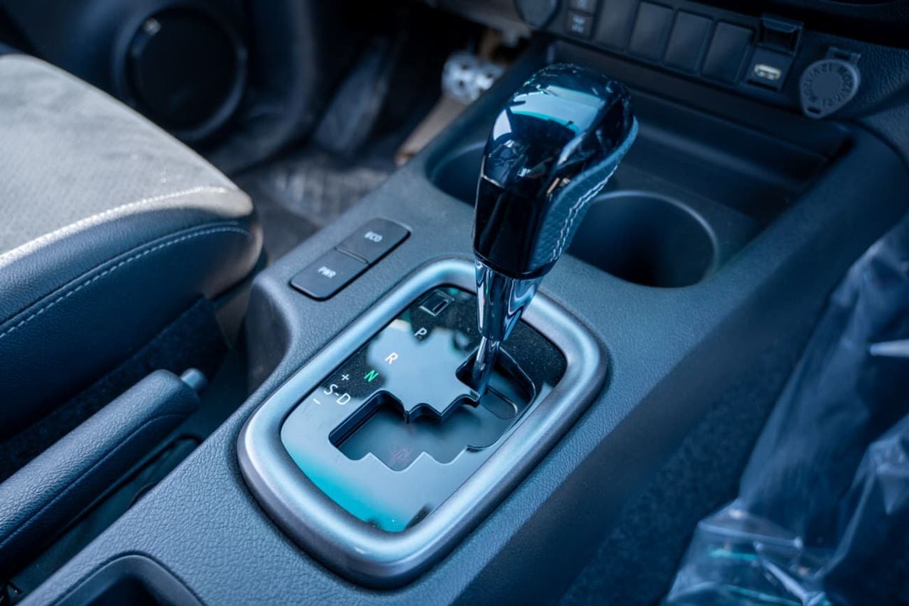 Toyota Hilux Hilux GR-Sports | 4.0L | Petrol | Automatic | 4X4 | 2026