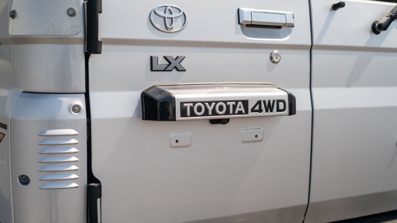 Toyota Land Cruiser 70 TOYOTA LAND CRUISER 76 2.8 HTOP DIESEL 2024 MODEL