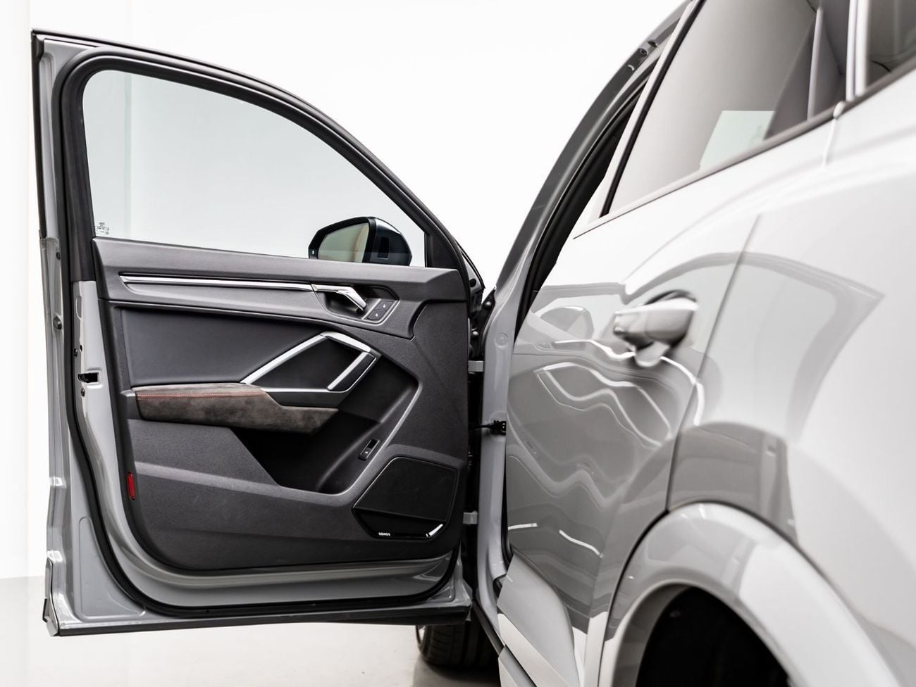 Audi RSQ3 Sportback TFSI quattro 2.5L The BEST Ramadan Offer in the UAE - Limited Time Only, 2027 Audi Warrant