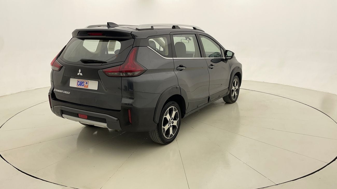 ميتسوبيشي إكسباندر كروس HIGHLINE 1.5 | بدون دفعة مقدمة | اختبار القيادة في المنزل