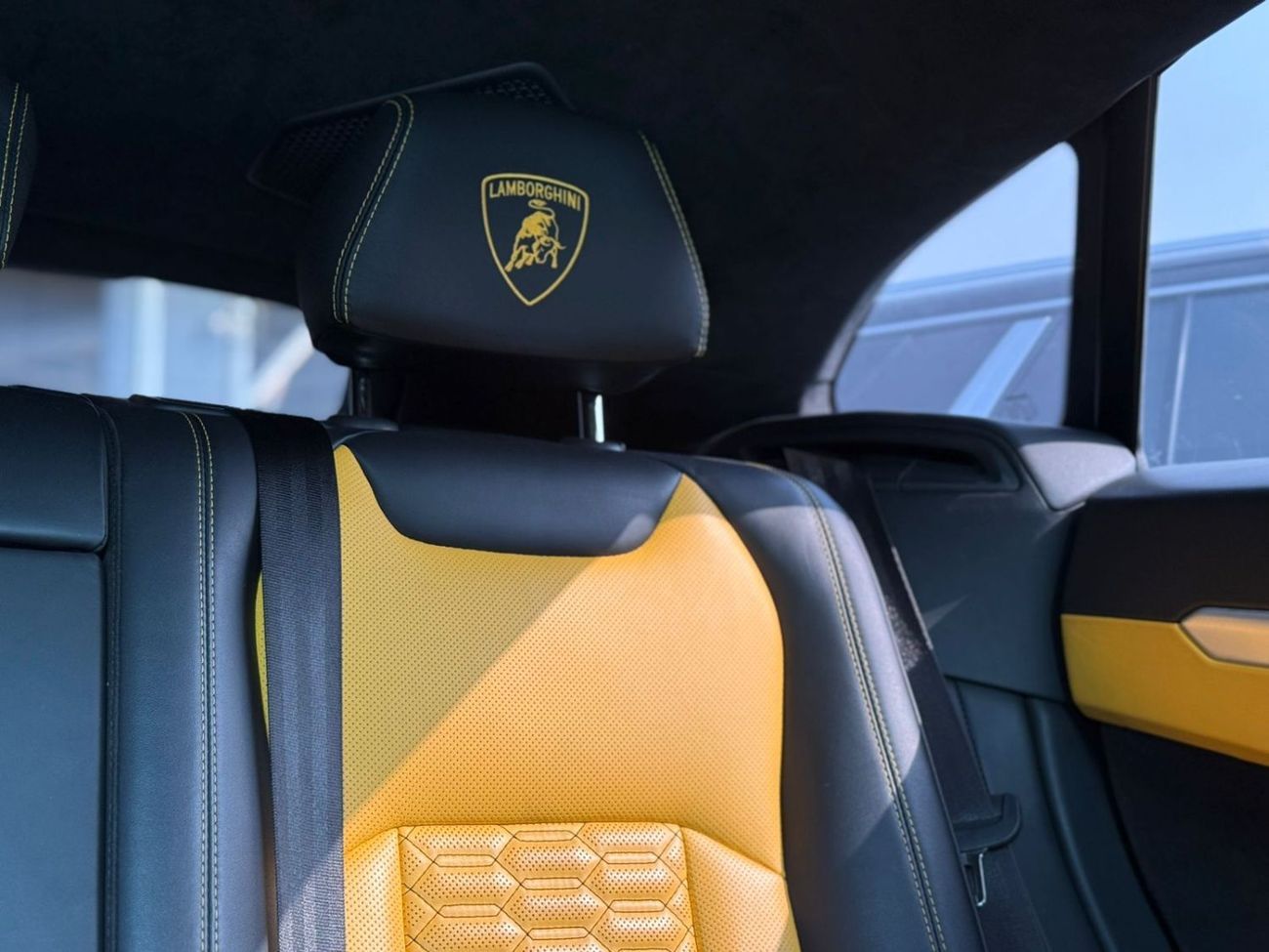 Lamborghini Urus STD 4.0T V8