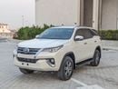 تويوتا فورتونر Toyota Fortuner 2016 LHD petrol engine 2.7 Gcc specs white