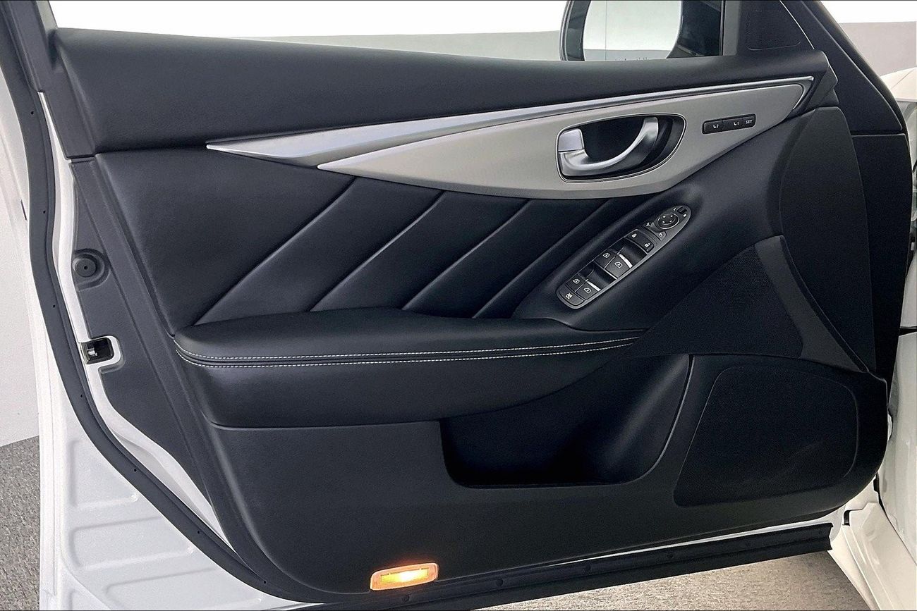 Infiniti Q50 Premium / Luxe | Guaranteed Warranty | 0 Down Payment